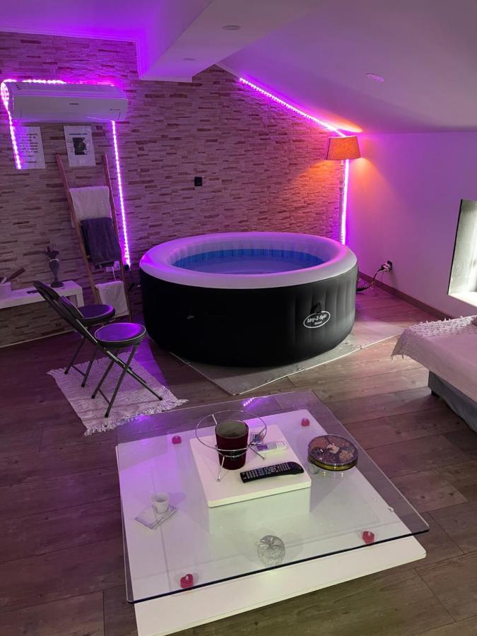Love'Room Trèbes Dış mekan fotoğraf